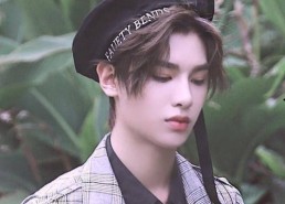 吃瓜娱乐黄明昊,吃瓜娱乐界的青春偶像