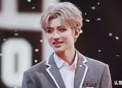 吃瓜娱乐蔡徐坤是谁,从吃瓜娱乐到现象级偶像的蜕变之路